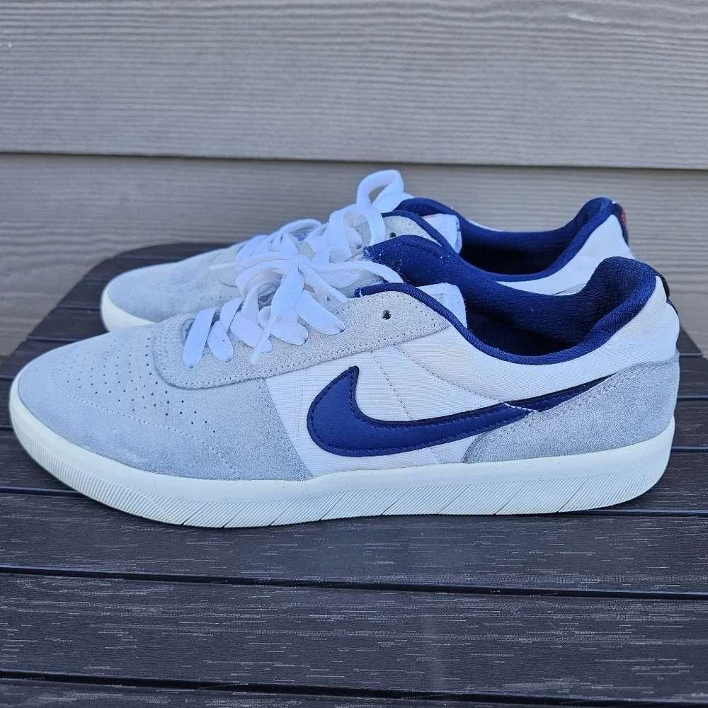 Nike Heritage Vulc SB White Gray Deep Royal Blue Shoes Mens Sneakers Size 9.5